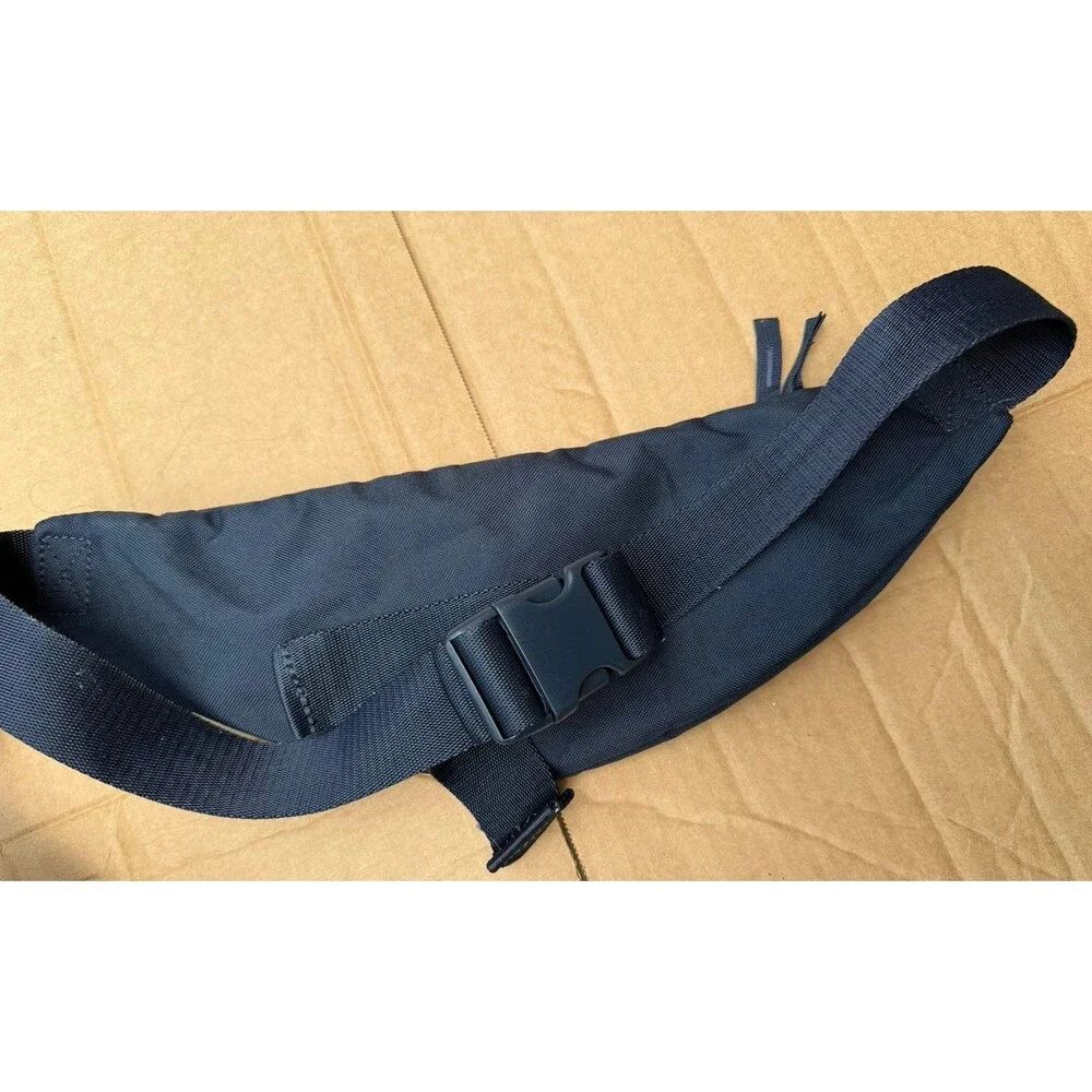 Nike Waist Pack. Navy.